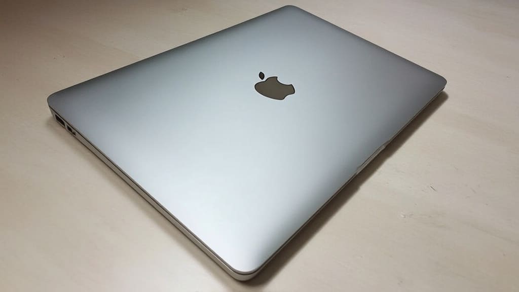 Apple MacBook Air M4